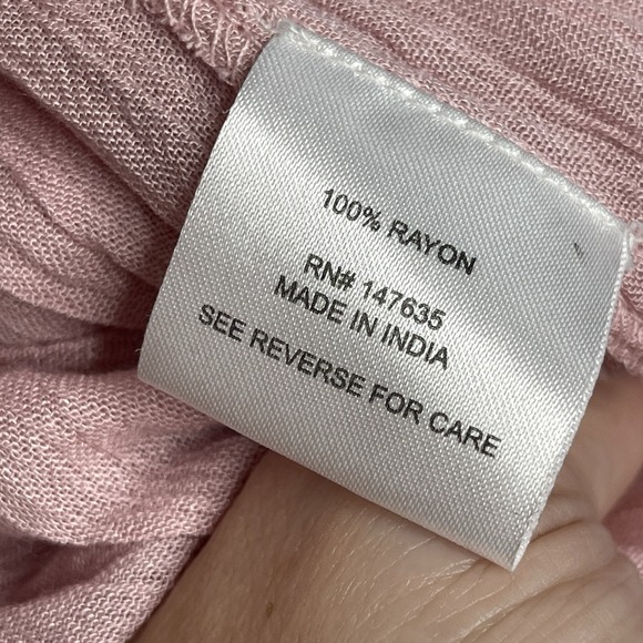 Romeo + Juliet  Couture Pink Embroidered Ruffle Kimono Peasant Top Size Large - Picture 14 of 15